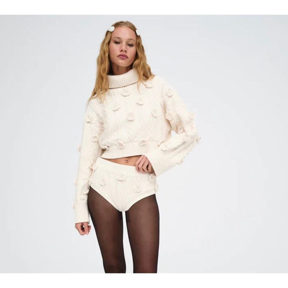 For Love & Lemons Martina Sweater | BNWT Cream Turtleneck | (Cropped Fit)